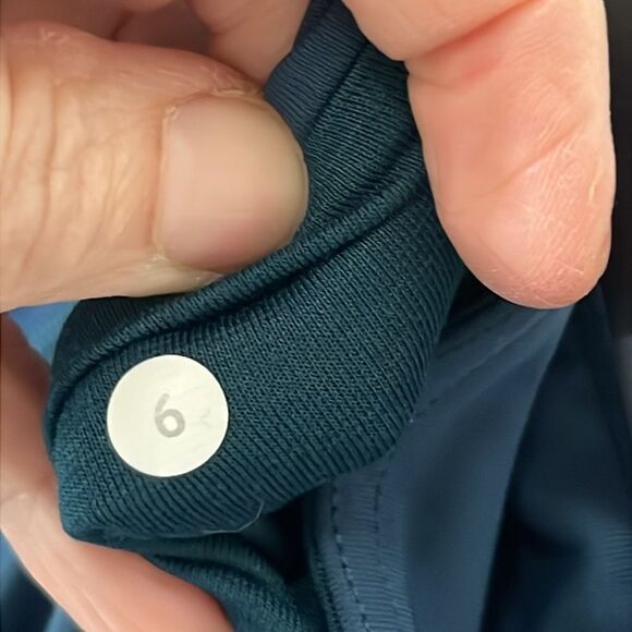 Lululemon Just Breathe Crop Size 6 - Picture 11 of 13